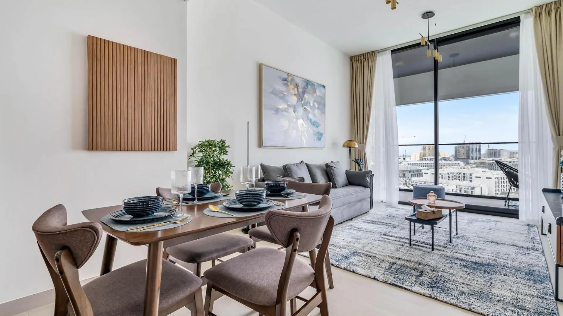 Lovely 1Br Flat Wbalcony Gym & Pool In Jvc Dubai