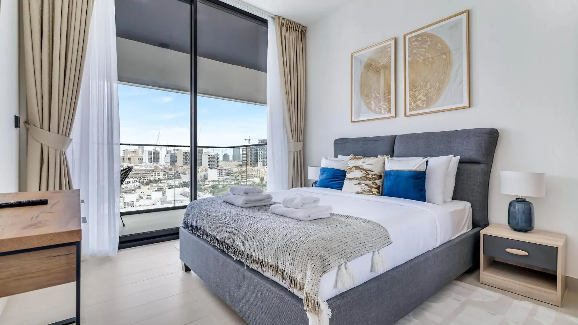 Daire Lovely 1Br Flat Wbalcony Gym & Pool In Jvc Dubai